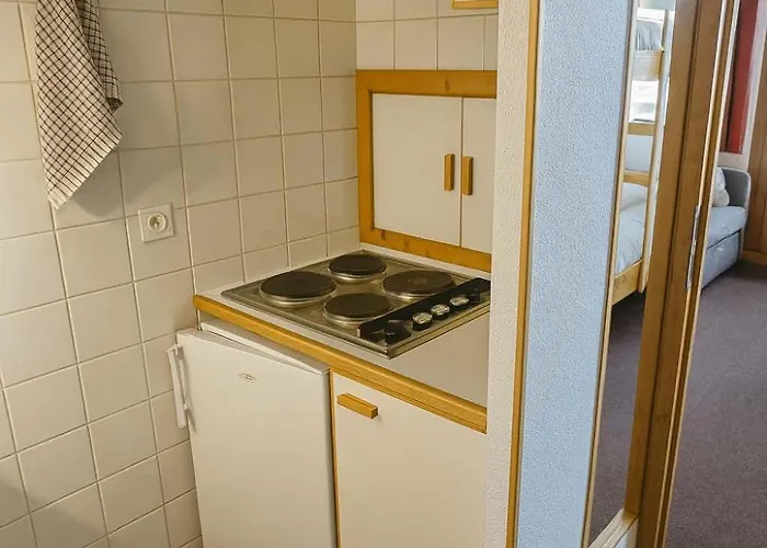 Eskival Skis Aux Pieds Apartment *