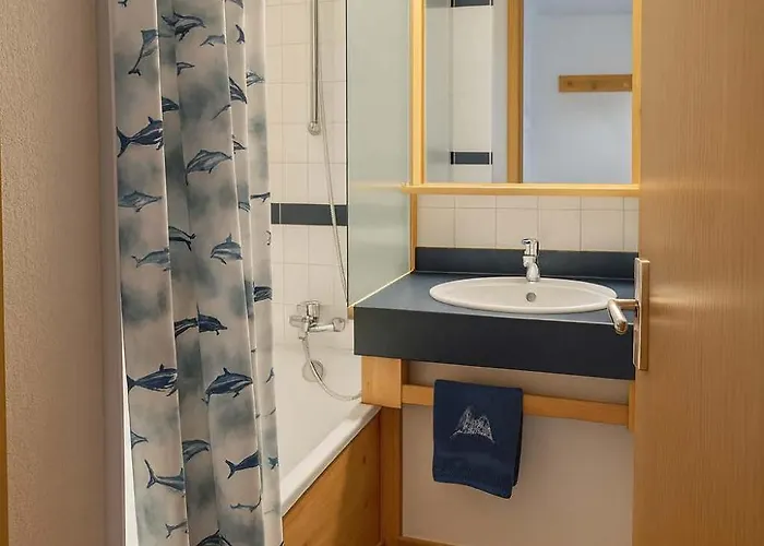 Eskival Skis Aux Pieds *